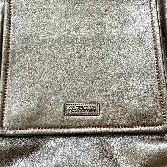 American Tourister Infinity Backpack 🎒 - Picture 2 of 10